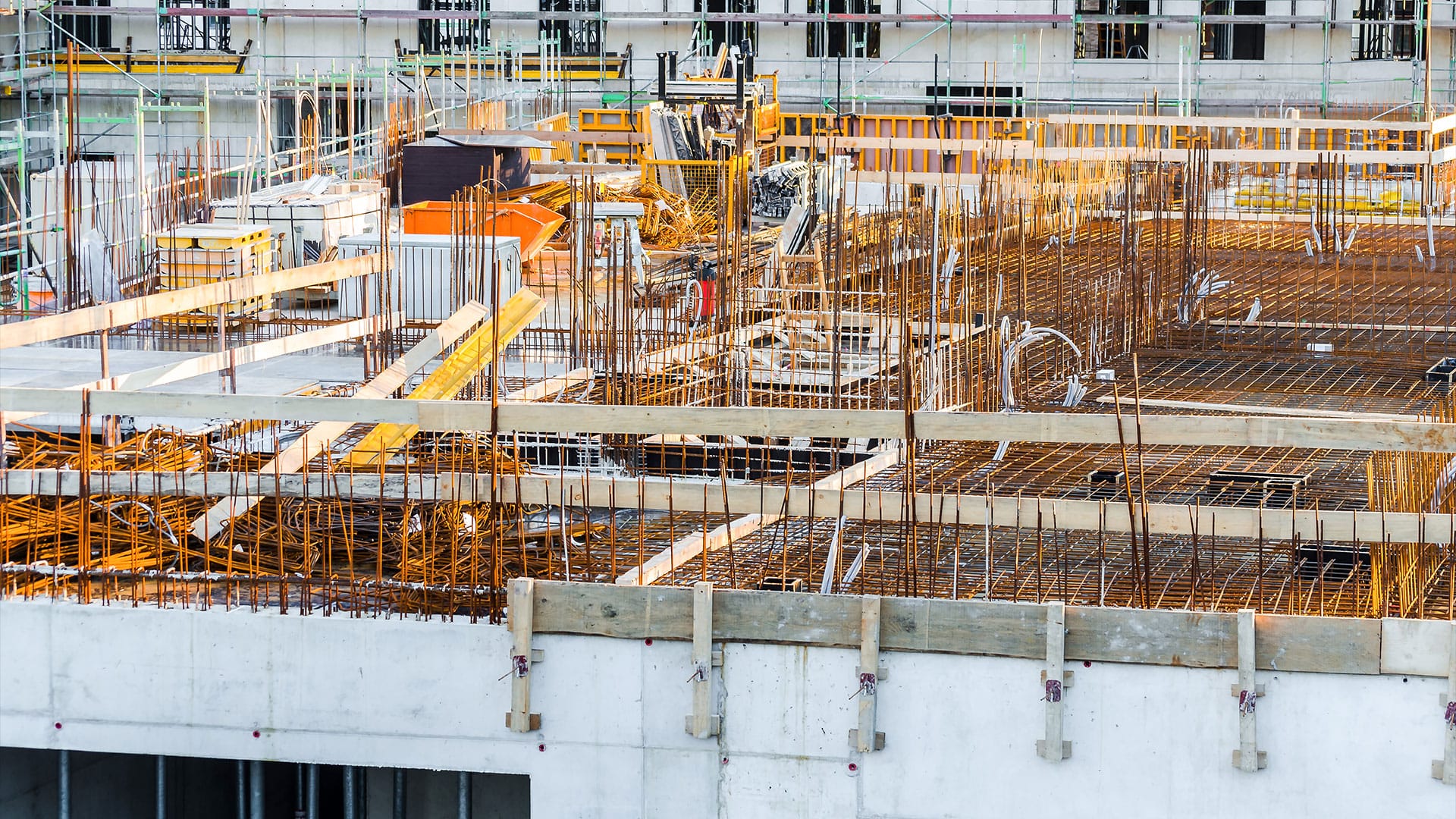 Como os indicadores de segurança contribuem para um ambiente de trabalho mais seguro